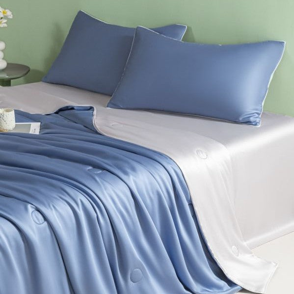 Ladies satin bed linen with stylish design Bowlift
