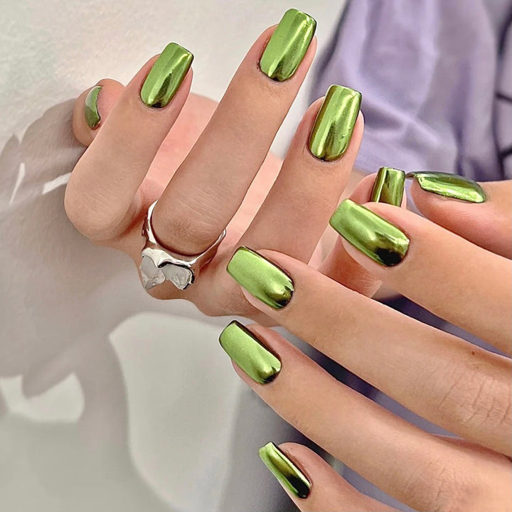 DIY Glossy Press-On Nails Bowlift