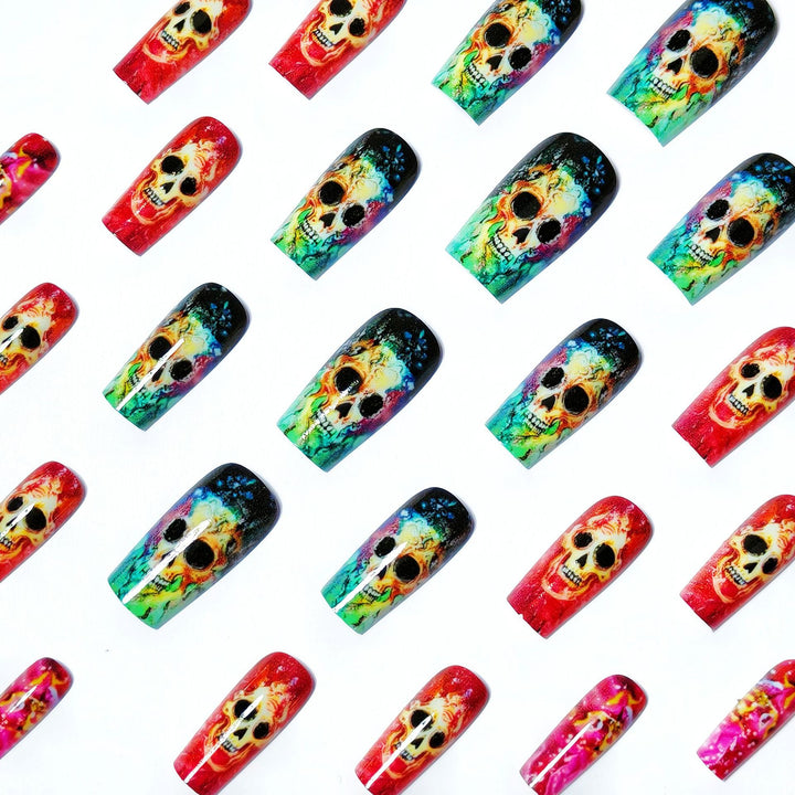 Art nails with creative skull design Bowlift