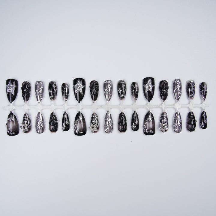 Artful Fingernails Bowlift