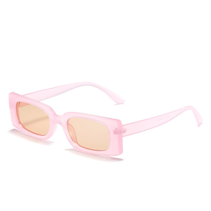 Women's sunglasses in modern retro style Bowlift