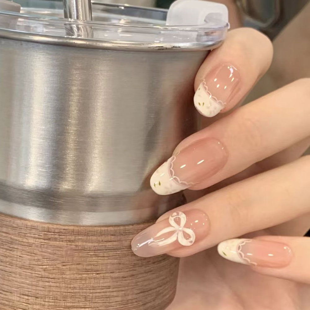 Press-On Nail Art Set with Elegant Bow and French Tip Design Bowlift
