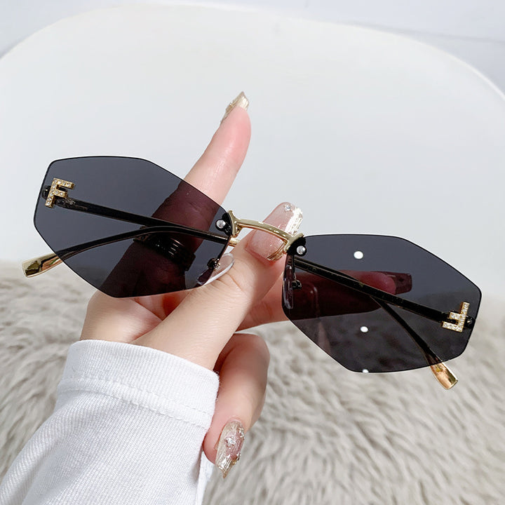 Women's designer sunglasses with innovative hexagonal frame Bowlift
