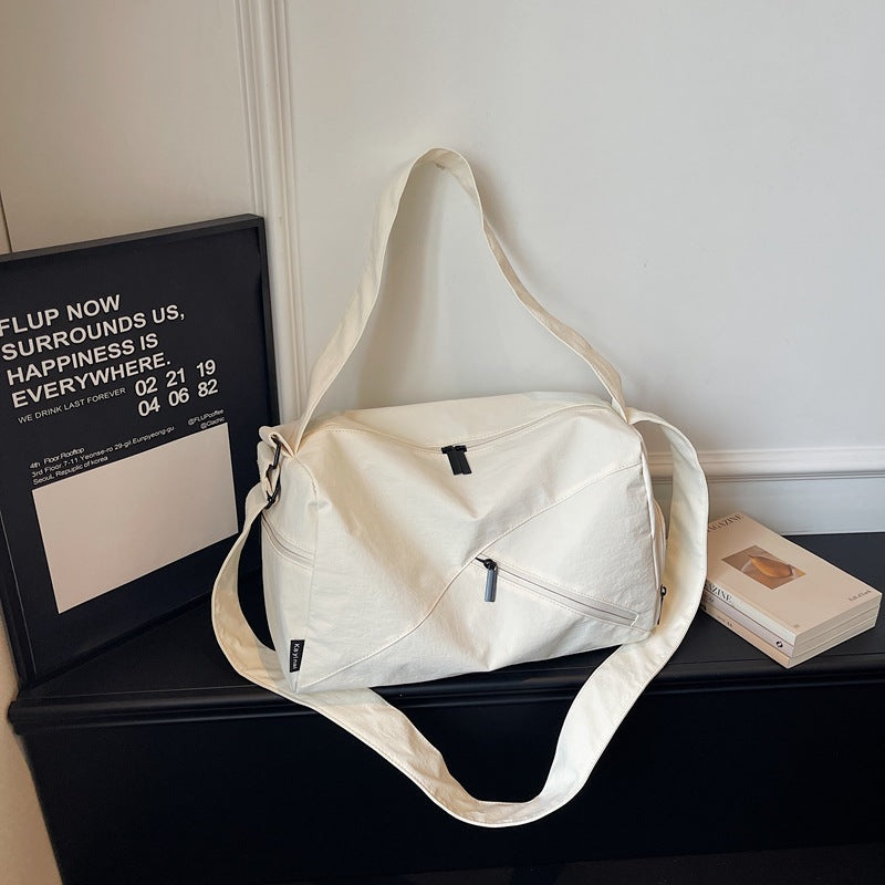 Versatile sports and leisure bag Bowlift