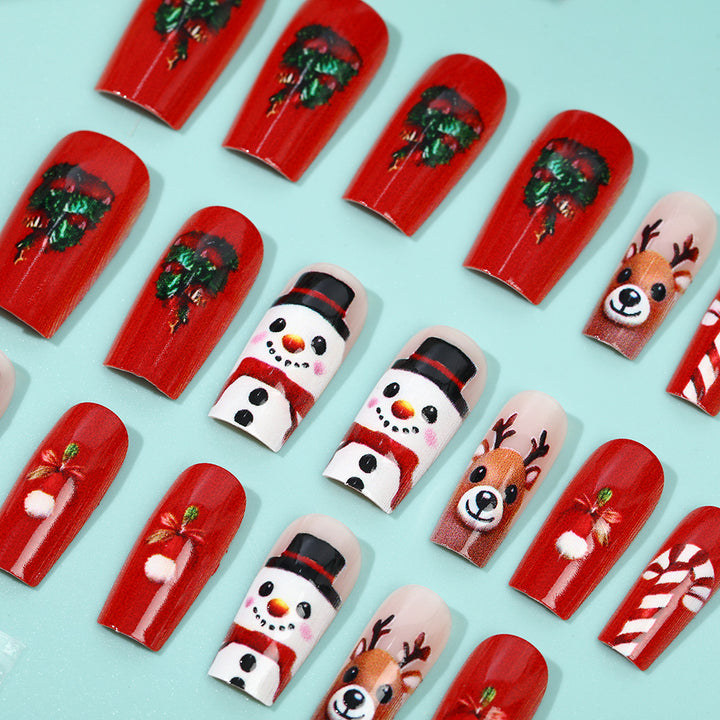 Festive artificial nails in Christmas design Bowlift