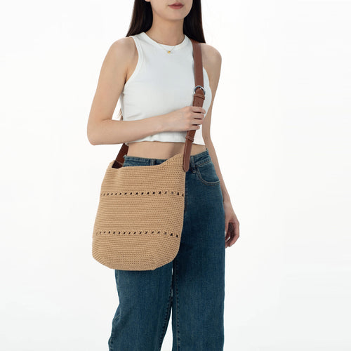 Comfortable crossbody bag made of crocheted material Bowlift