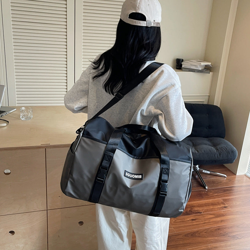 Sporty Travel Bag With Durable Design Bowlift
