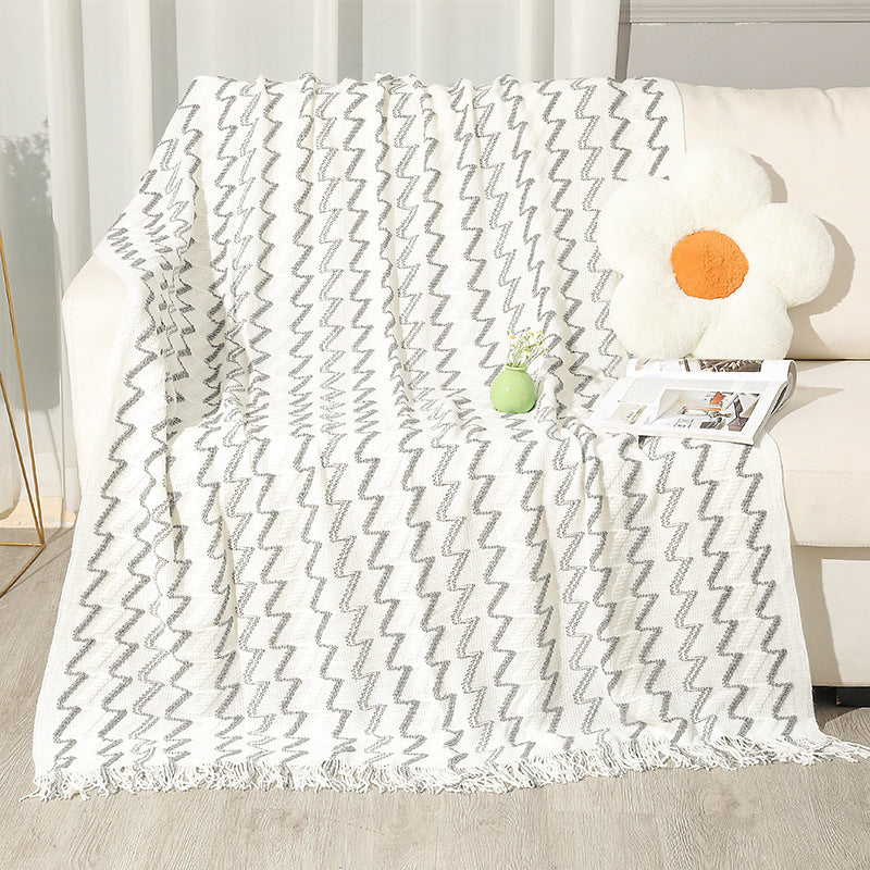 Women's Decorative Zigzag Knit Blanket Bowlift