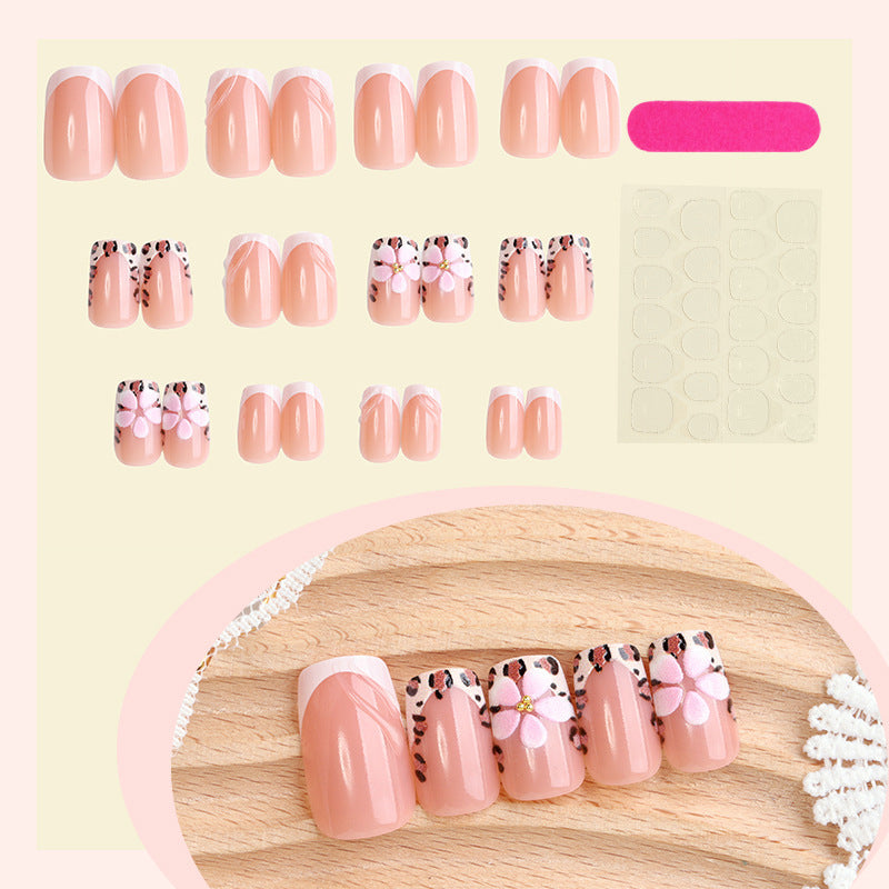 Creative Nail Art Set with Flower and Leopard Pattern Bowlift
