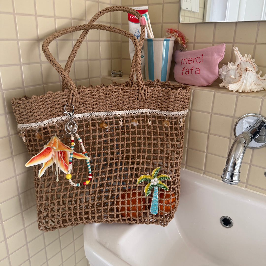 Bast-Beach bag with Elegant Structured Design Bowlift