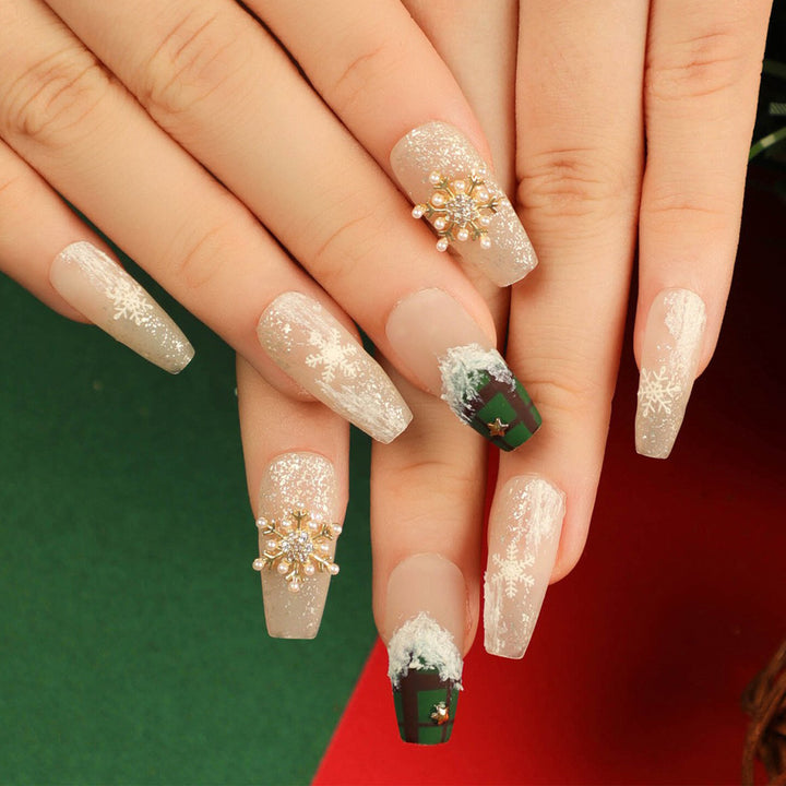 Artistic Nail Extensions with Festive Christmas Design Bowlift