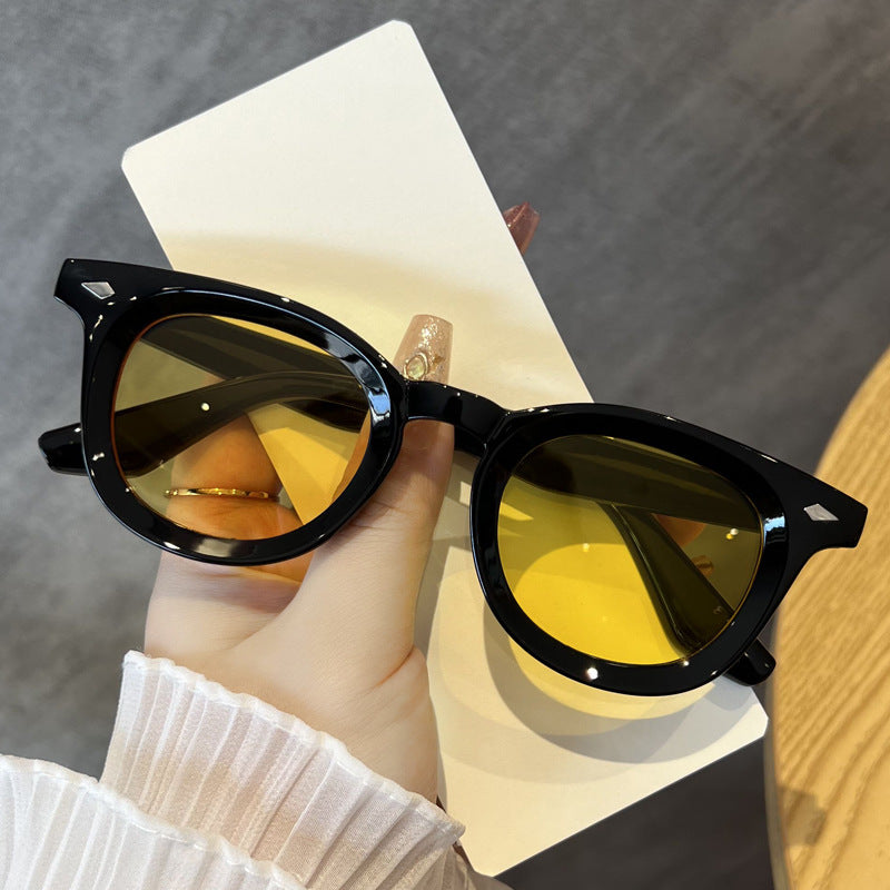 Women's fashion Cat-Eye sunglasses with transparent frame Bowlift