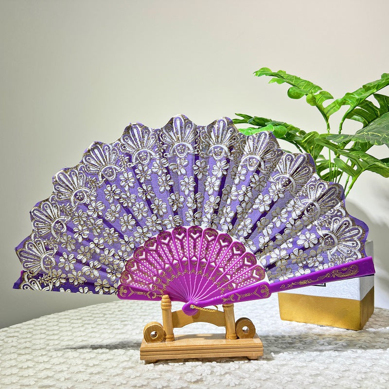 Ladies decorative fan Bowlift