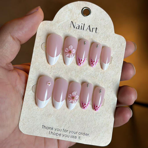 Decorative Floral-Inspired Press-On Nail Collection Bowlift