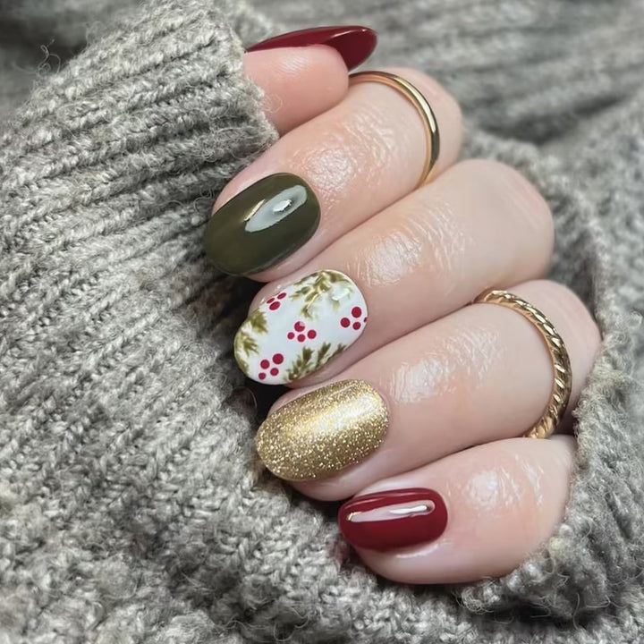 Festive Holiday-Themed Nail Art Collection Bowlift