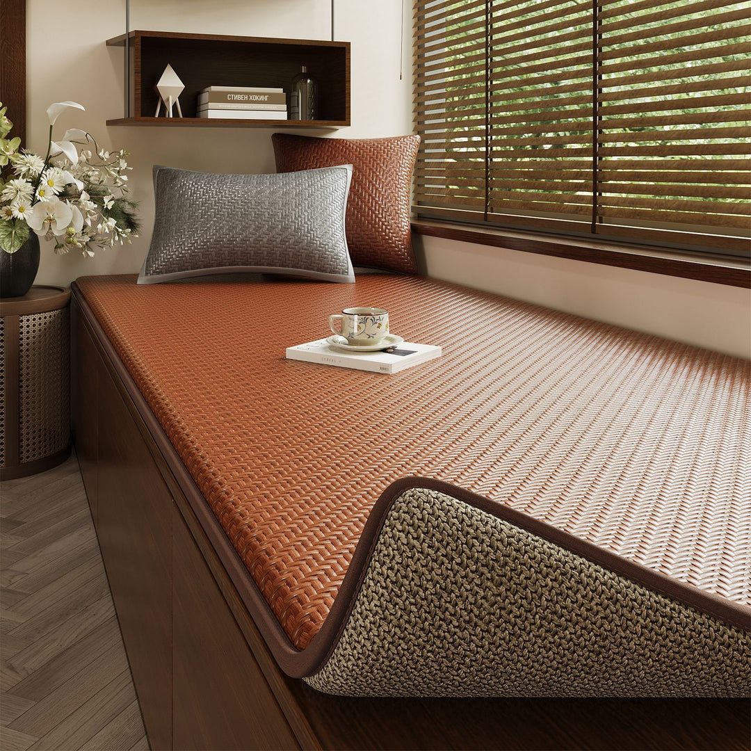 Textured Bed Cover Mat Bowlift