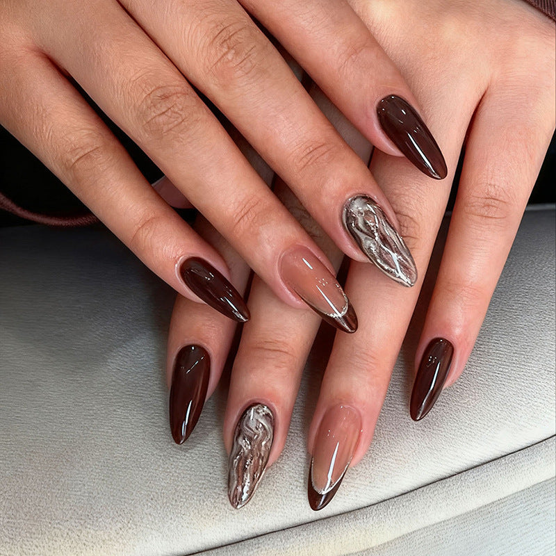 Luxurious Press-On Nail Set with Decorative Accents Bowlift