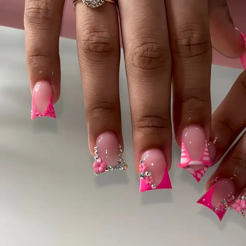 Glamorous Nail Art Set with Floral and Rhinestone Accents Bowlift