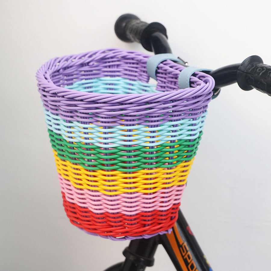Balance bike with basket Bowlift