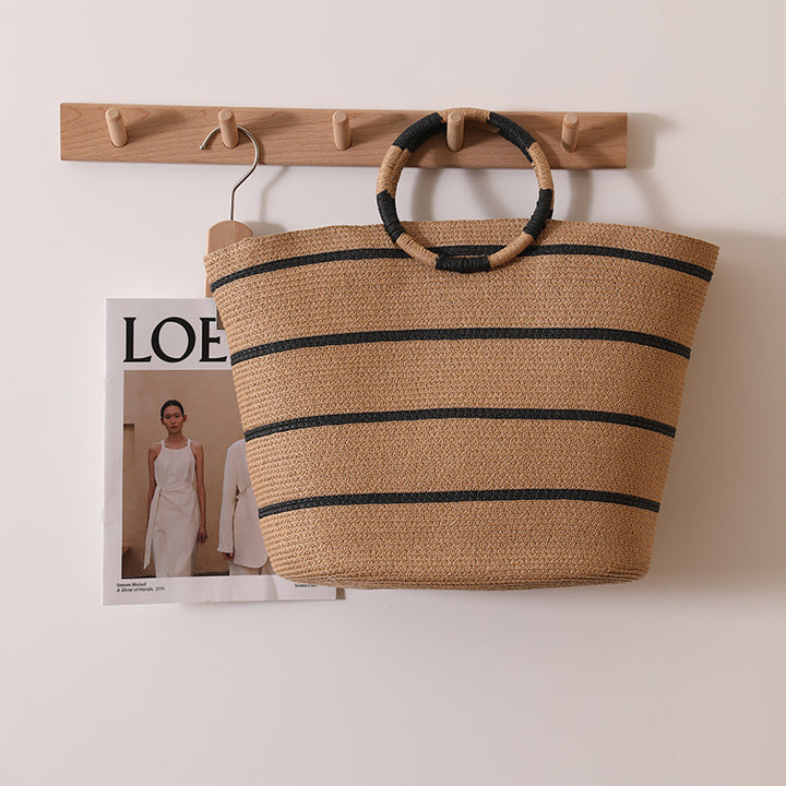 Fashionable Bast Bag Bowlift