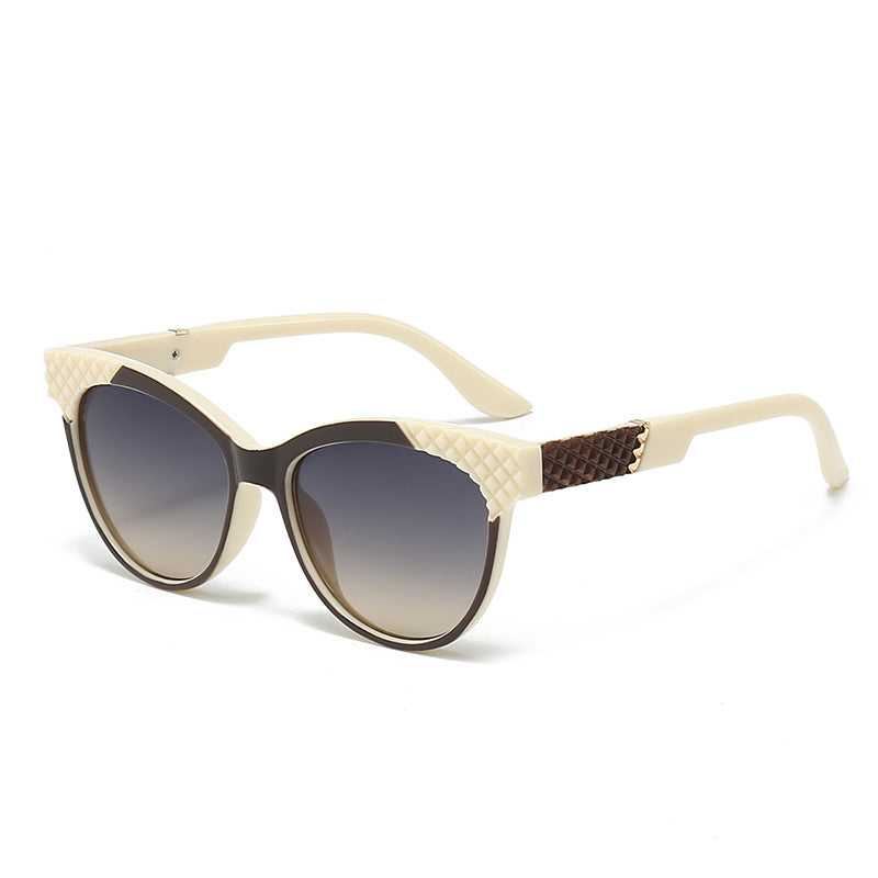 Women's Cat-Eye Sunglasses with Structured Frame and UV Protection Bowlift