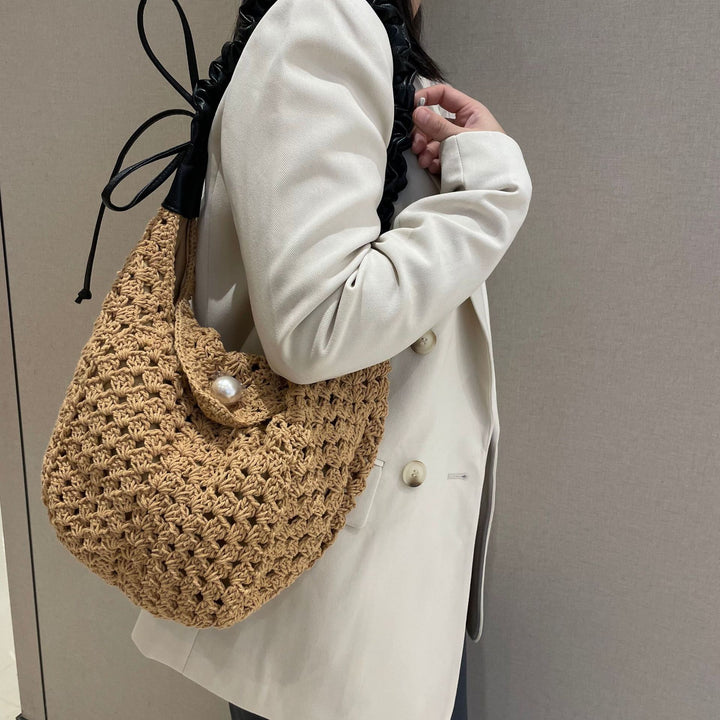 Hand-knotted all-rounder bag with elegant pearl decoration Bowlift