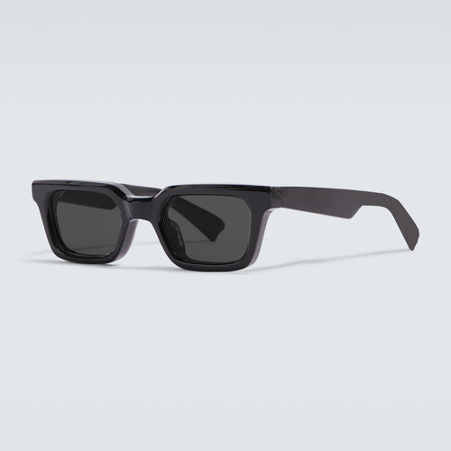 Ladies stylish sunglasses in modern square design with polarized lenses Bowlift