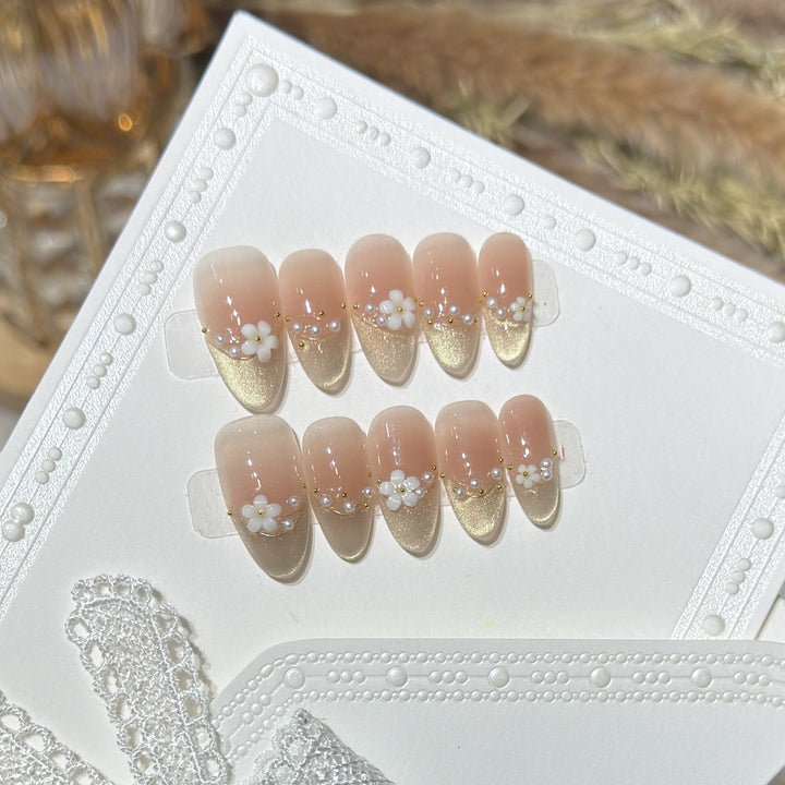 Decorative Press-On Nail Art Set with Floral Accents Bowlift