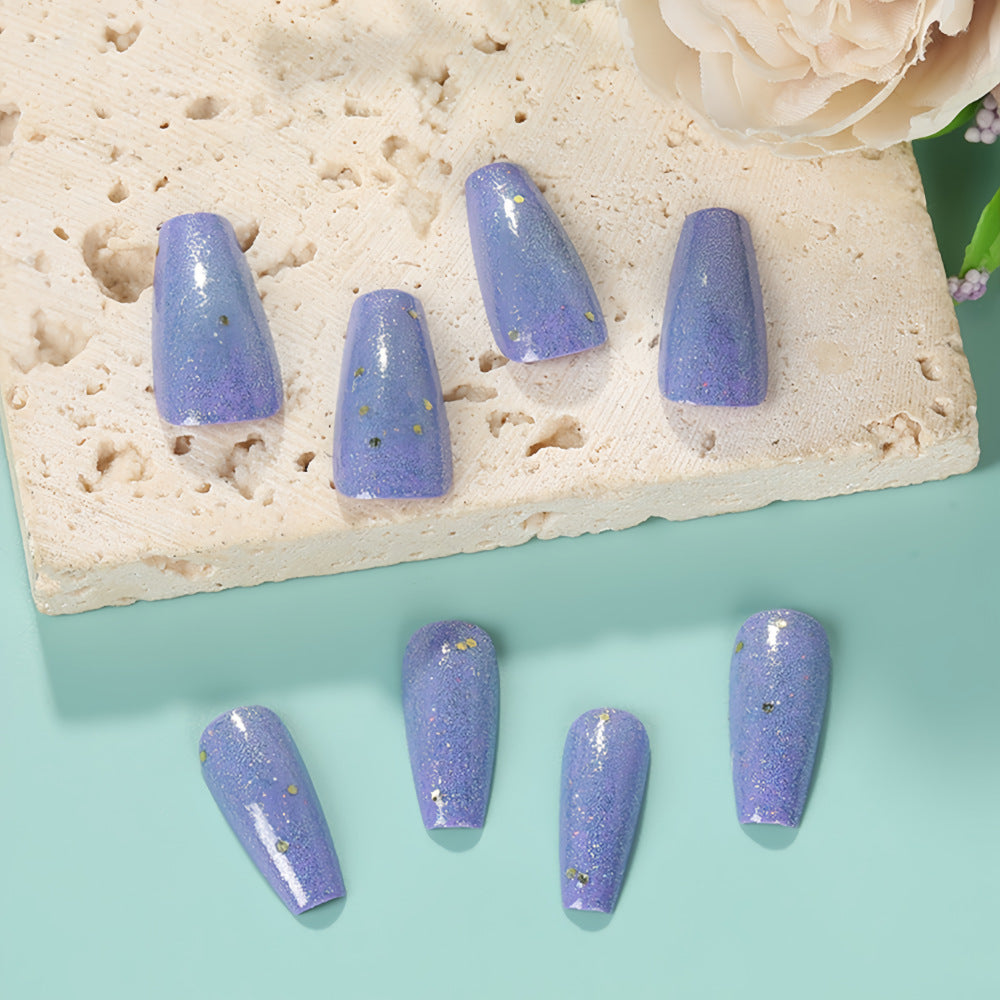 Glittering artificial nails in an elegant color scheme Bowlift