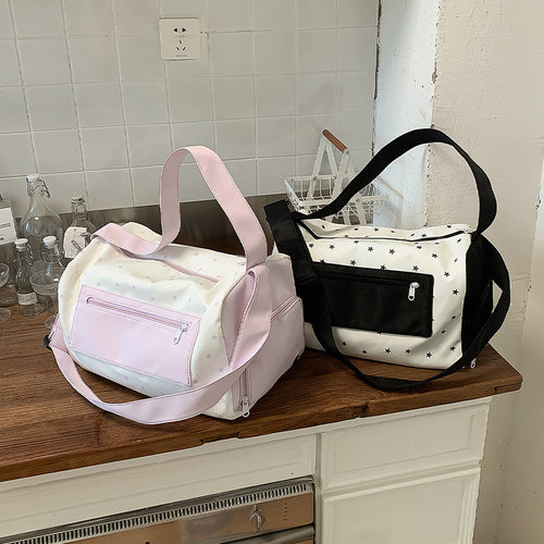 Sporty shoulder bag with practical slip pockets Bowlift