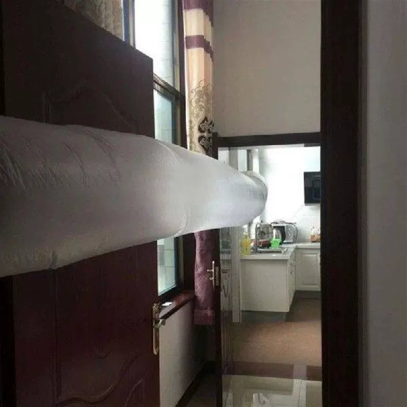Unisex one size slanted air outlet deflector for wall-mounted split units with adhesive joint and flexible plate Bowlift