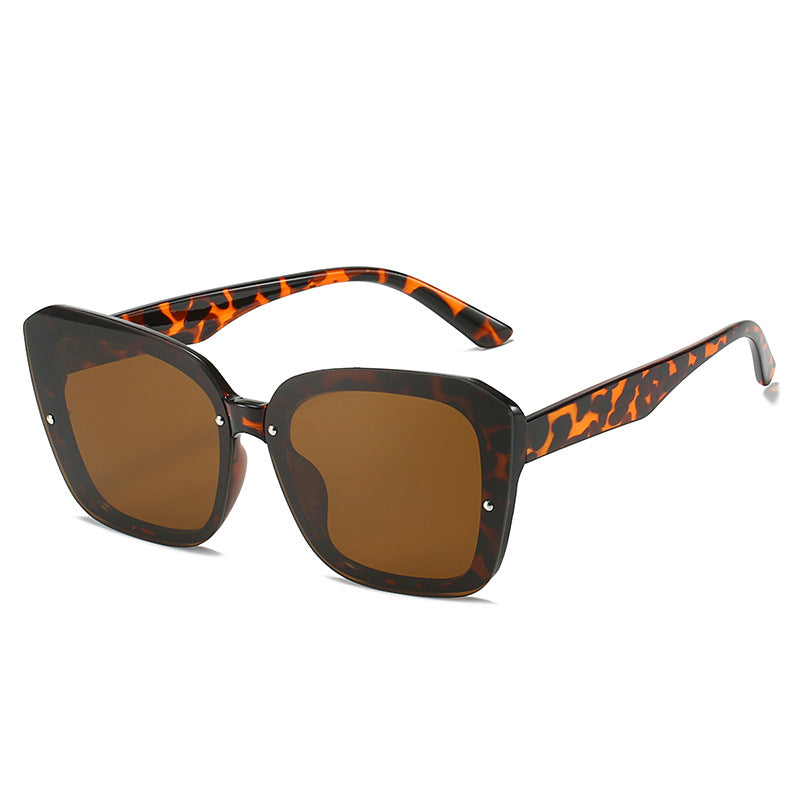 Women's oversized square sunglasses with sophisticated frame Bowlift