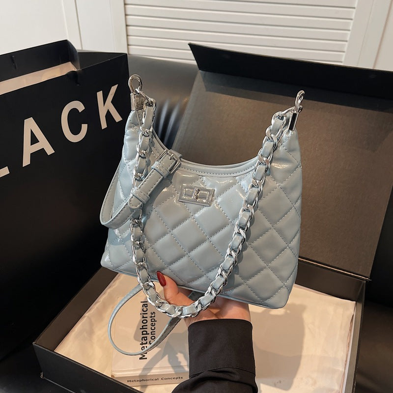 Quilted Shoulder Bag Bowlift