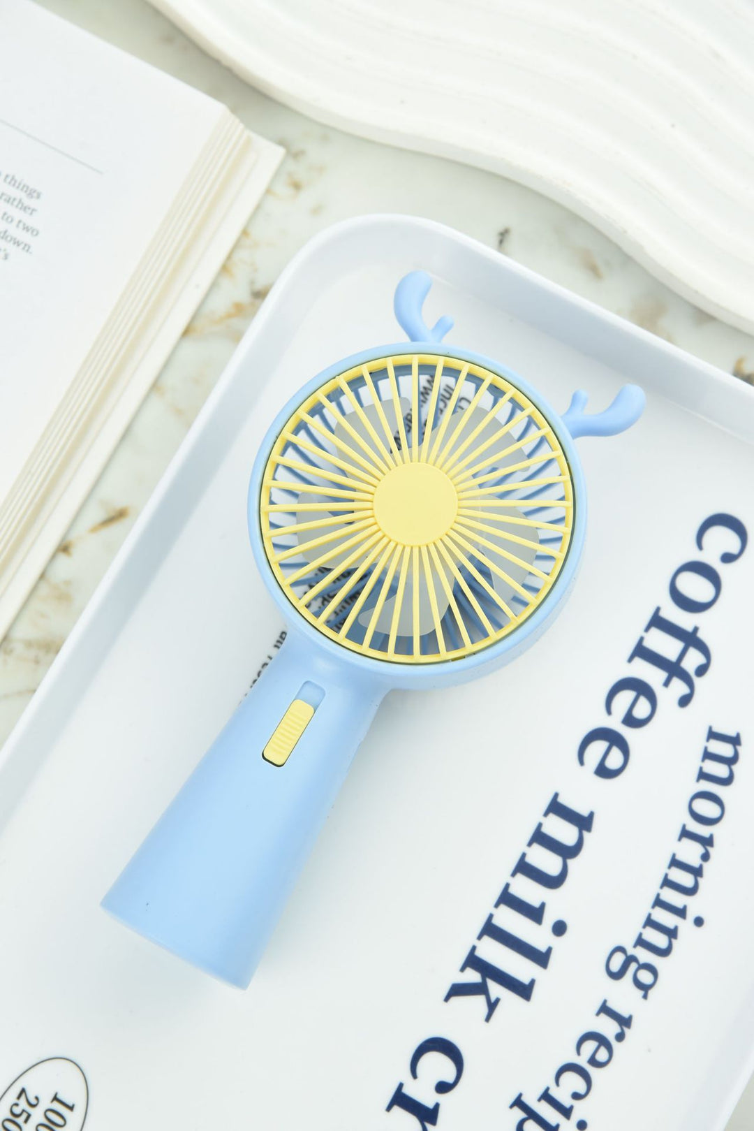 Ladies portable mini fan with cute design Bowlift