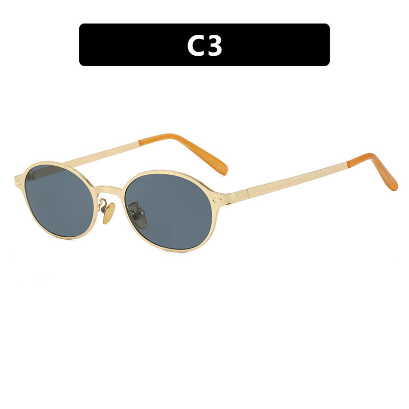 Women's round glasses with a delicate metal frame and comfortable nose pads Bowlift