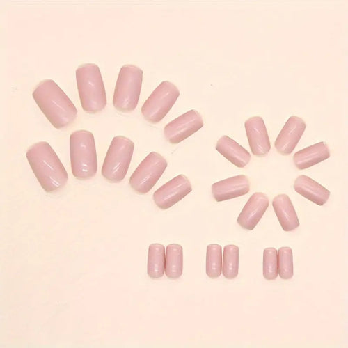 Artificial nail set with glossy finish and elegant accents Bowlift