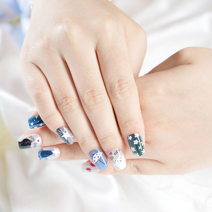 Artistic Cat-Inspired Press-On Nail Set Bowlift