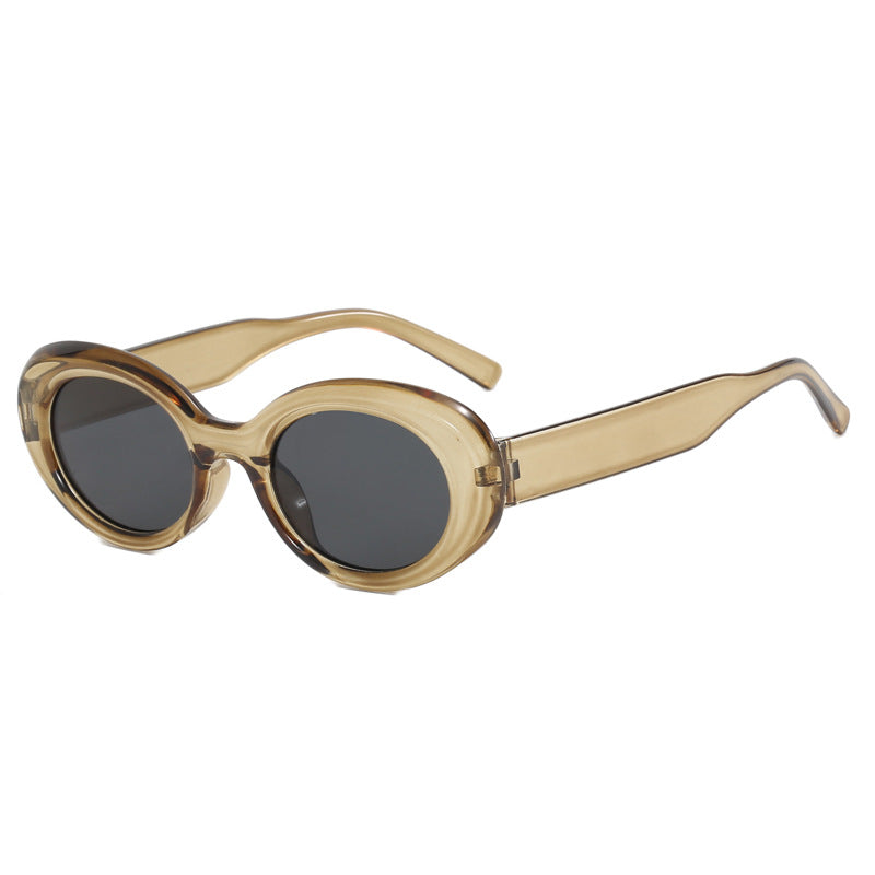 Ladies stylish sunglasses in extravagant leopard pattern Bowlift