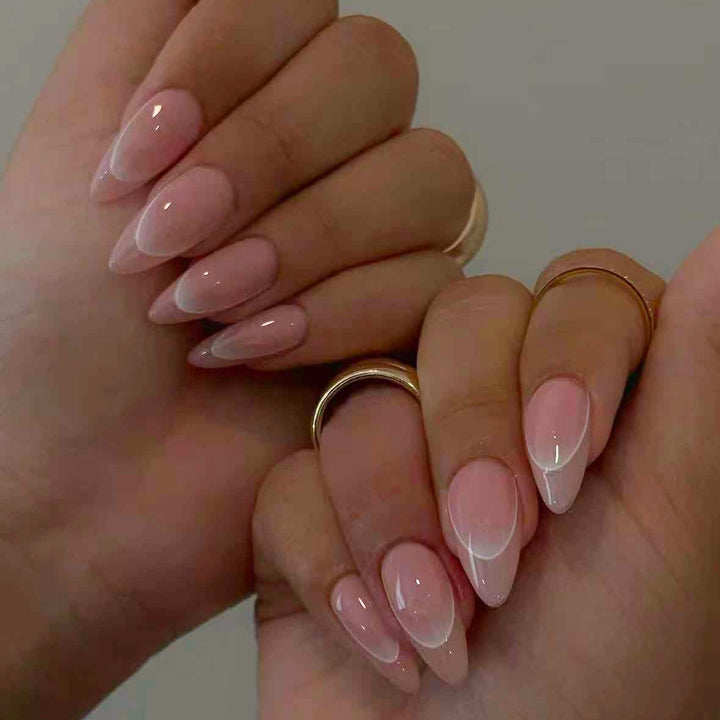 Luxurious artificial nail set with elegant French design Bowlift