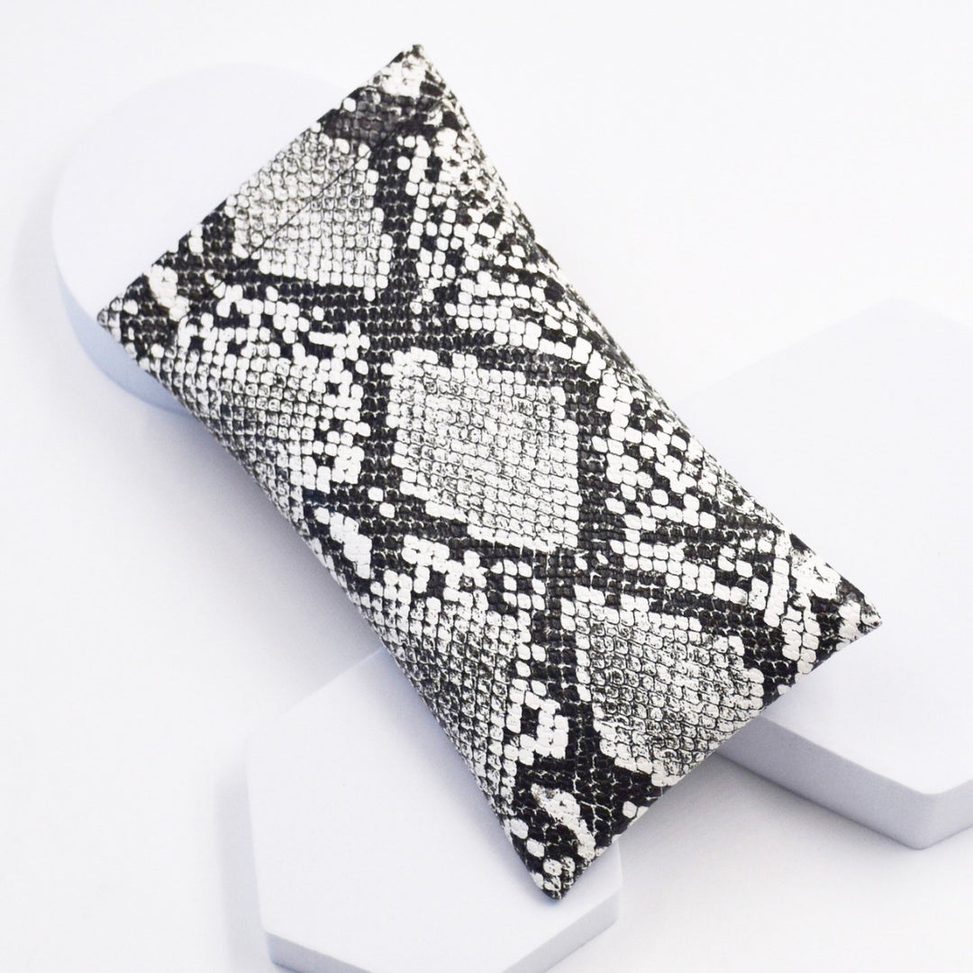 Stylish Snake Print Eyewear Case Bowlift