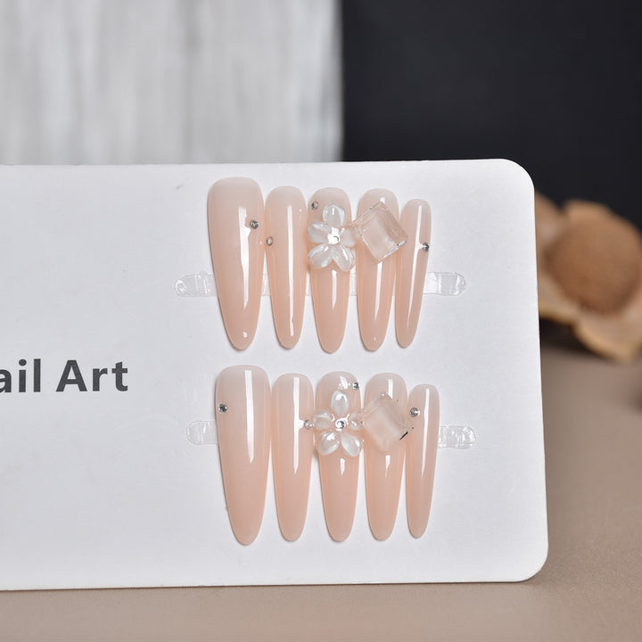 Glamorous Crystal-Studded Stiletto Press-On Nails Bowlift