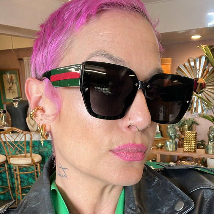 Women's oversized sunglasses with a fashionable frame and UV protection Bowlift