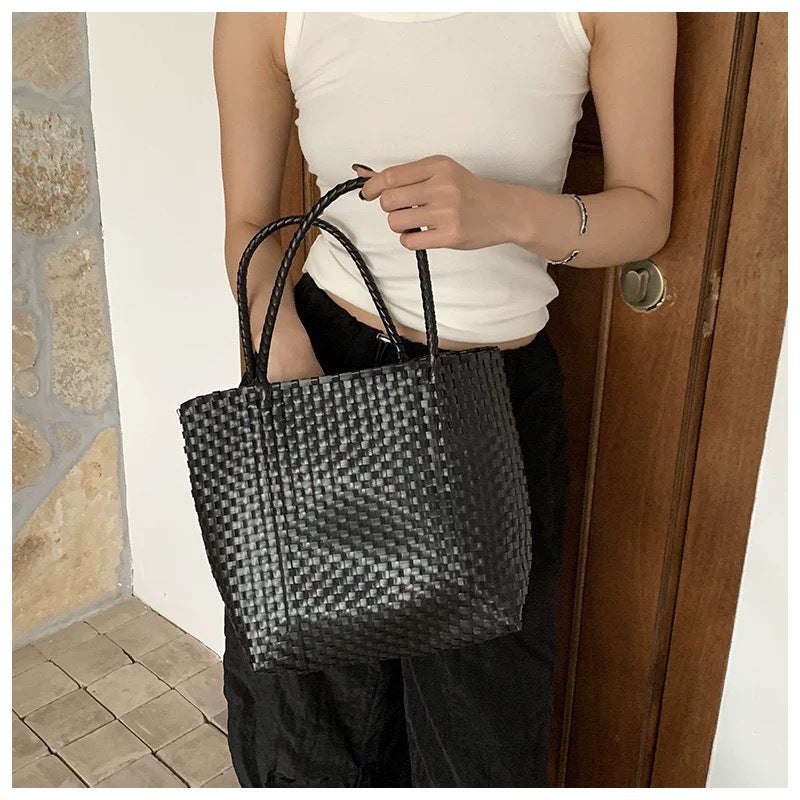 Handmade Tote Bag Made of Woven Material Bowlift