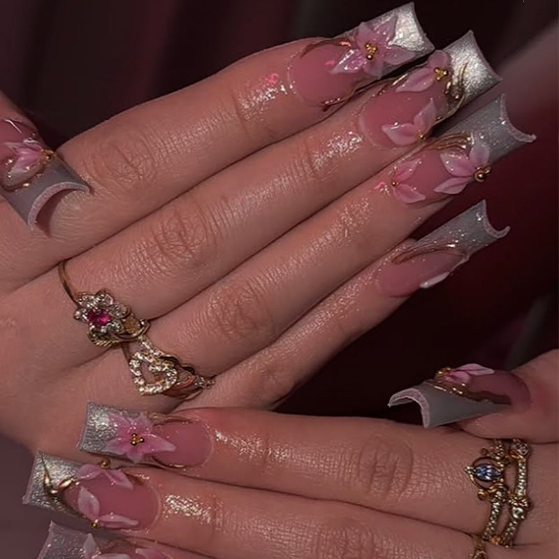 Elegant artificial nail set with floral and glitter elements Bowlift