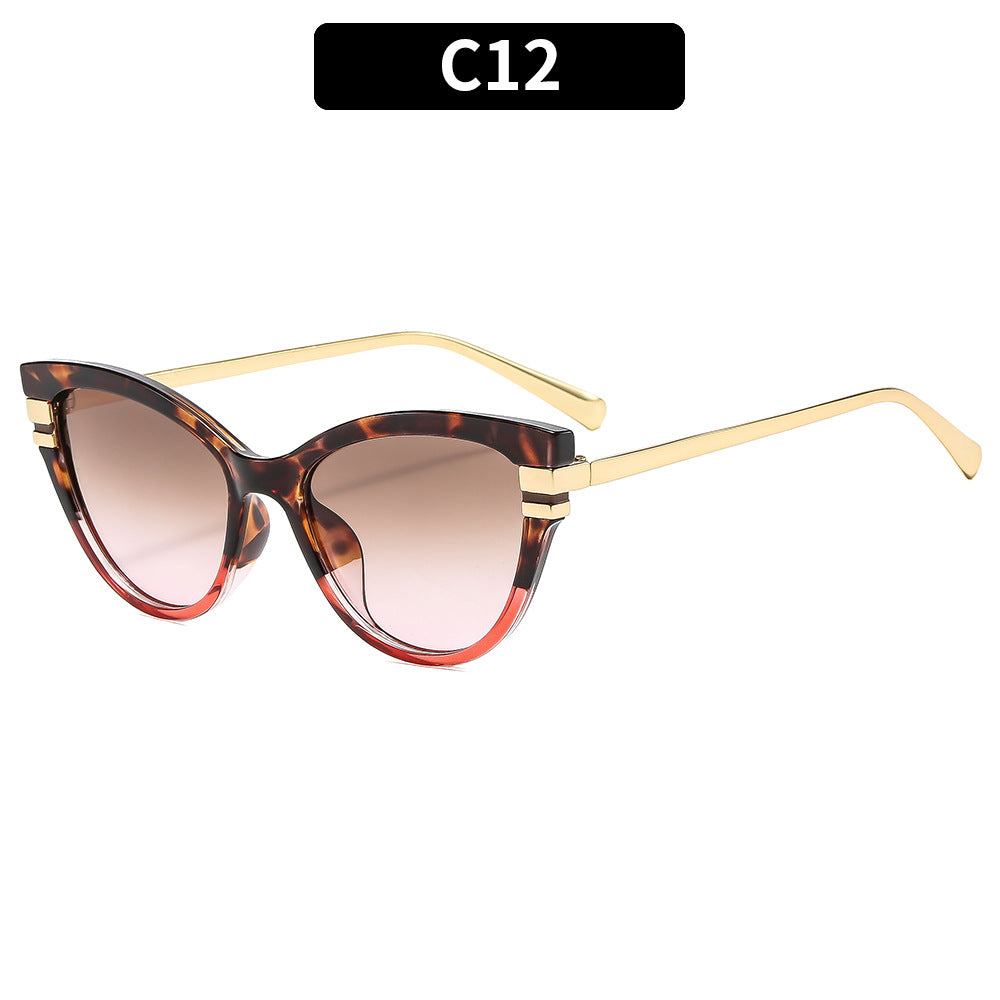 Stylish Cat-Eye Sunglasses with Decorative Gold Accents