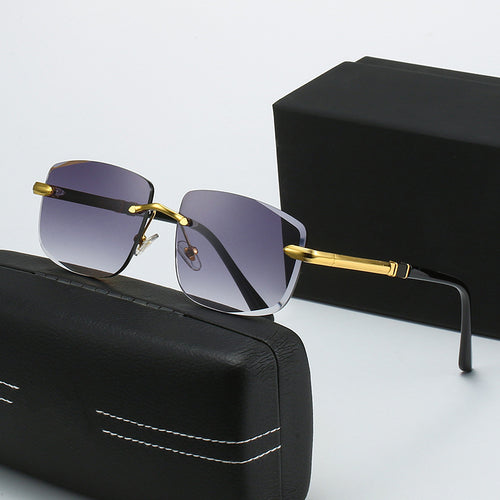 Women's square sunglasses with stylish plastic and metal details Bowlift