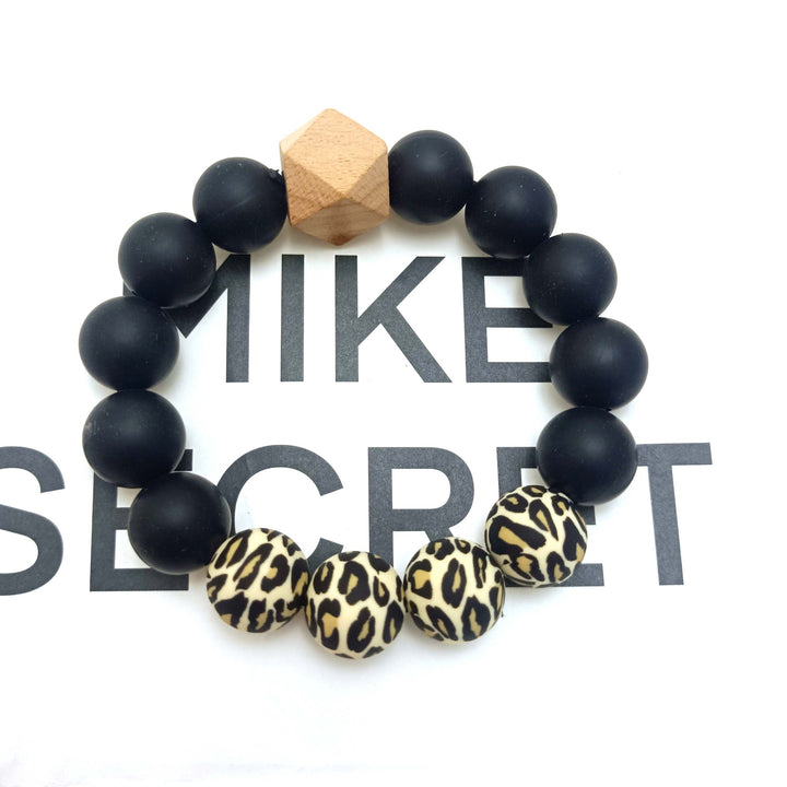 Statement Jewelry Bowlift