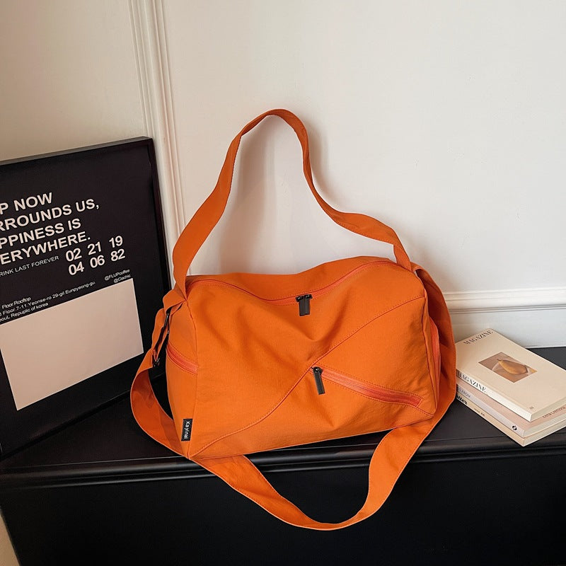 Versatile sports and leisure bag Bowlift