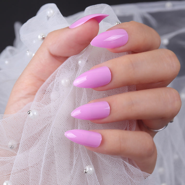 Stiletto Press-On Nails with Glossy Finish Bowlift