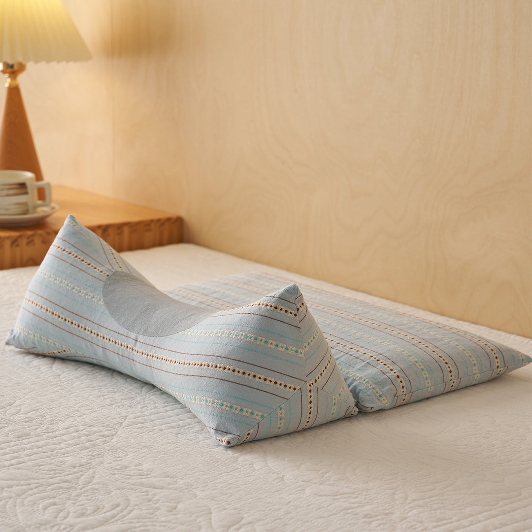 Comfortable sleeping pillows with ergonomic support Bowlift
